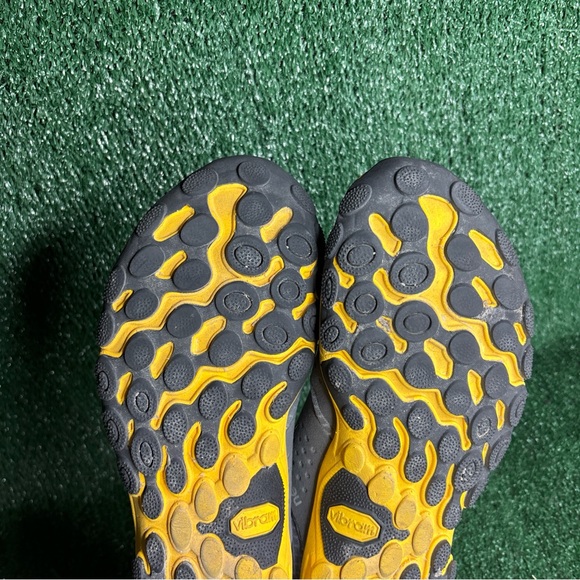 New Balance Minimus Shoes Mens Size 10.5 D Gray Trail Running Barefoot Vibram - Picture 9 of 12